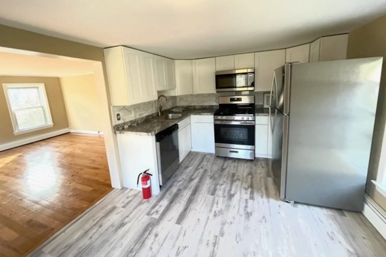 34 Anthony Rd - Photo 3 of 23