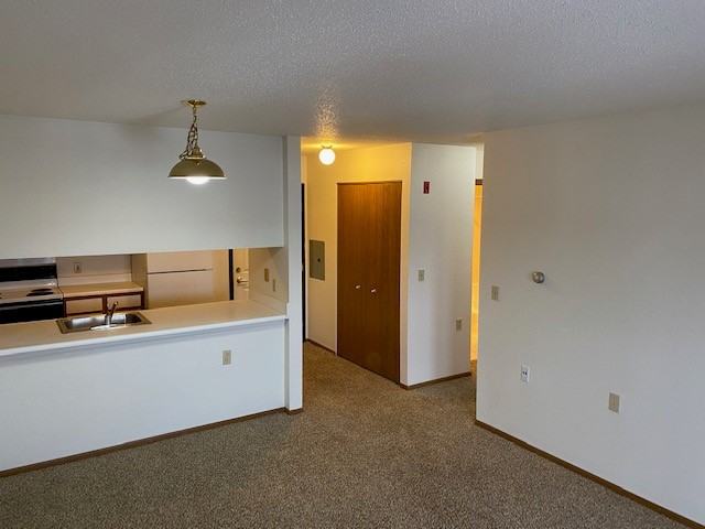 Abbott Parkside Senior 55+ - Photo 6 of 27