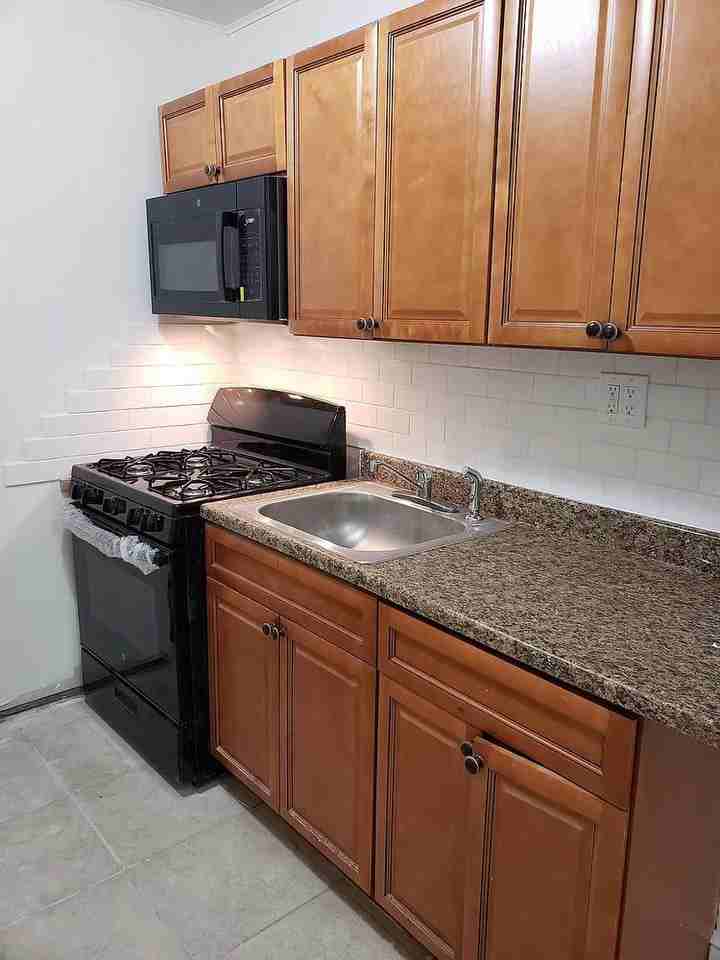 4515 N Marvine St - Photo 2 of 10