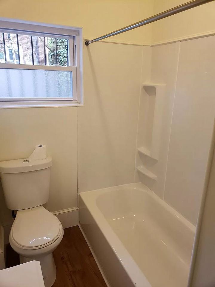 4515 N Marvine St - Photo 3 of 10