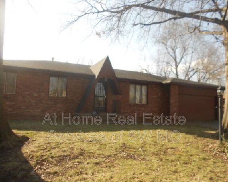 4305 S Meadowlark Dr - Photo 2 of 15