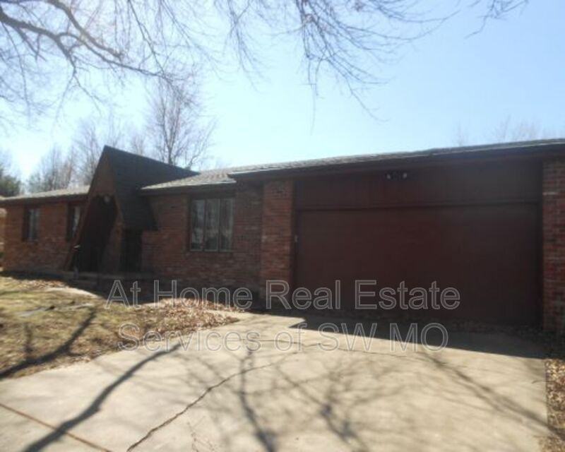 4305 S Meadowlark Dr - Photo 3 of 15