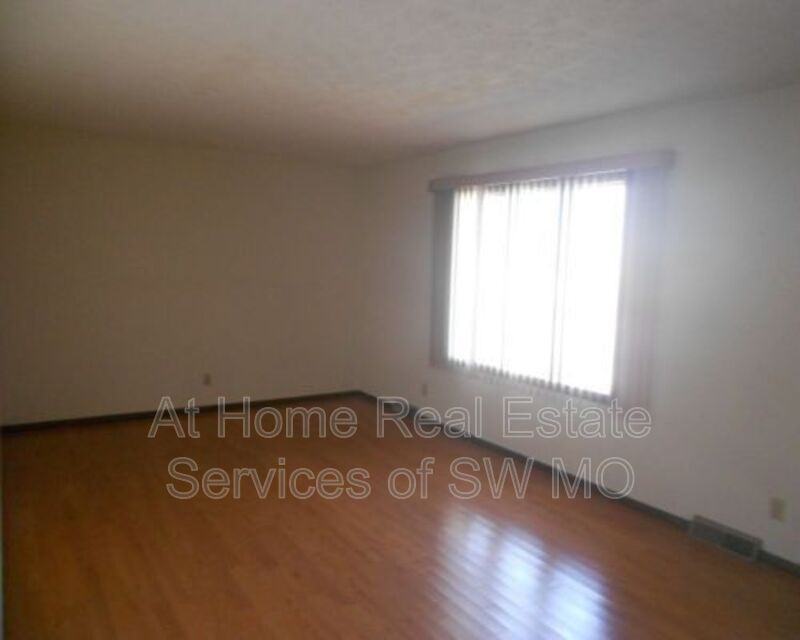 4305 S Meadowlark Dr - Photo 4 of 15