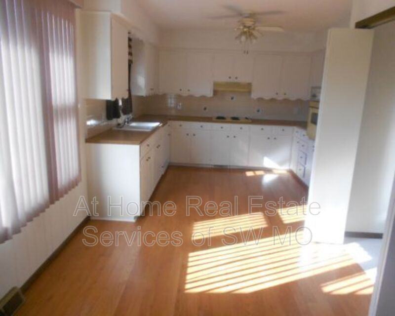 4305 S Meadowlark Dr - Photo 7 of 15