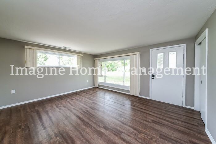 9754 E Idlewood Dr - Photo 3 of 12