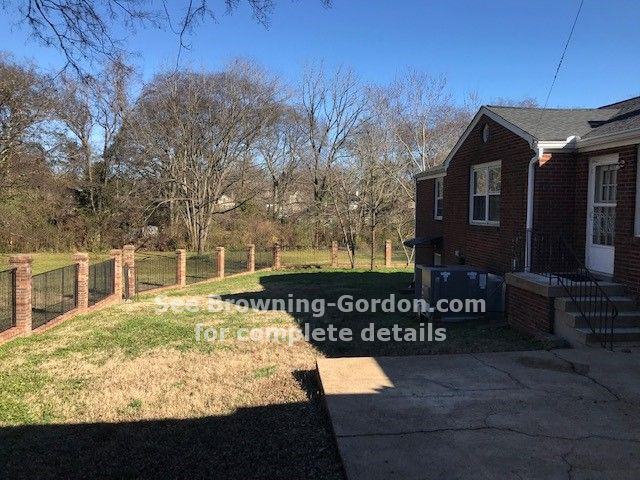 6214 Harding Pike - Photo 3 of 10