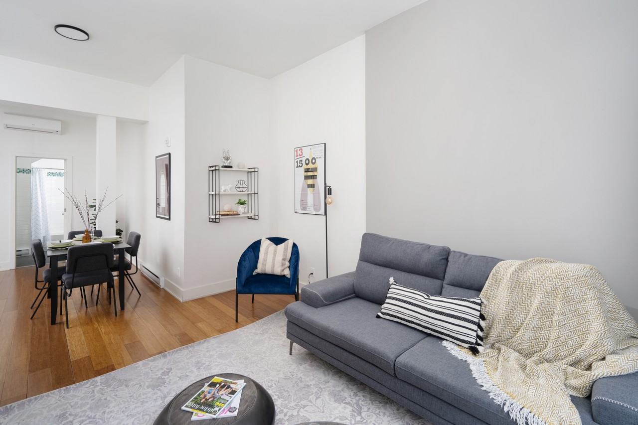 62 Rue Prince-Arthur Est — photo 2