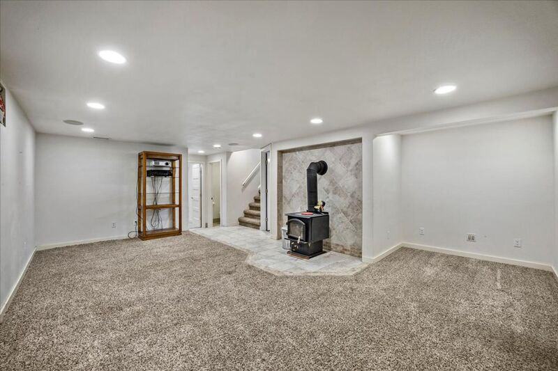 1514 Stevens Dr - Photo 7 of 15