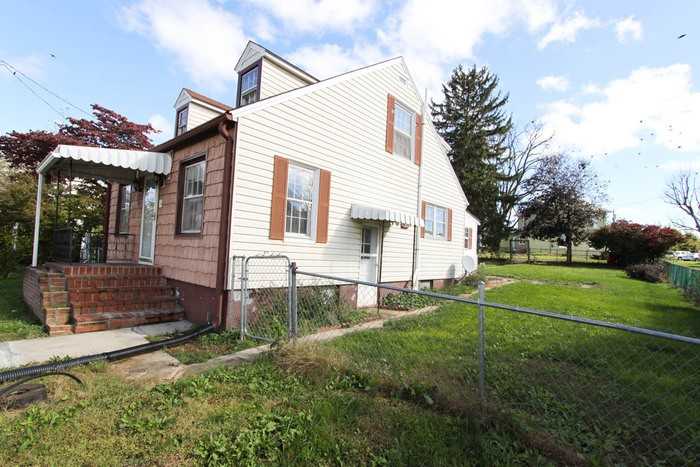 106 N Fairfax Blvd - Photo 3 of 28