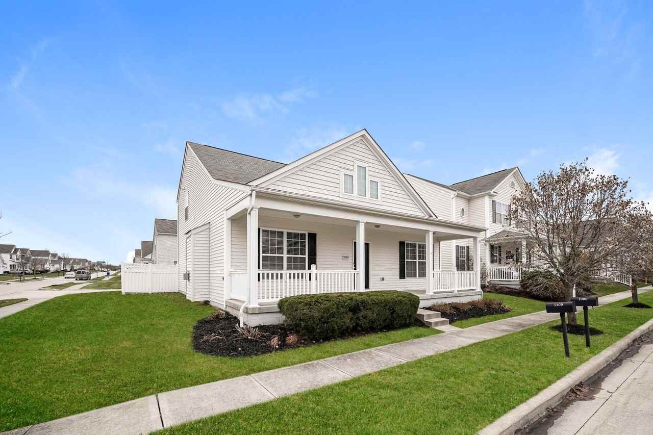 1090 Dobbs Avenue - Photo 2 of 17