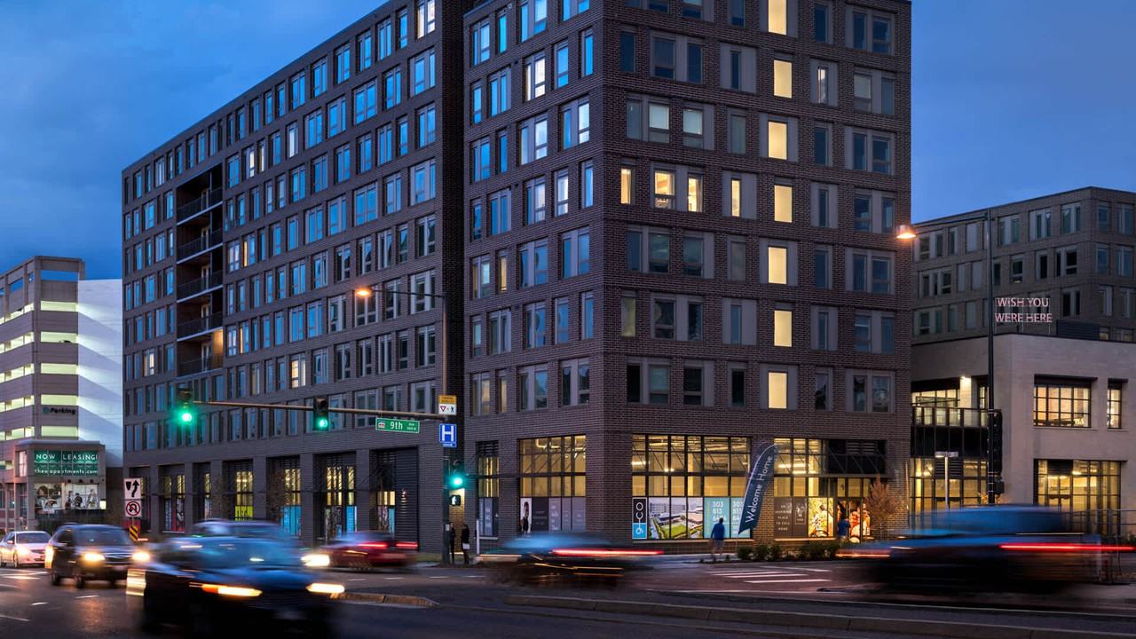 Theo - Photo 3 of 39