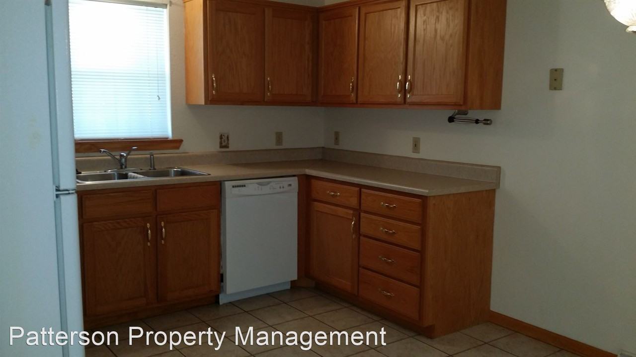 434 Hutton Ln - Photo 2 of 6