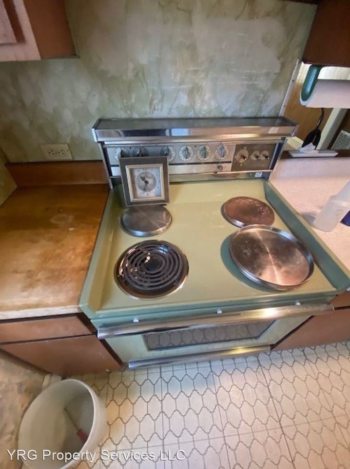 13 Manor Avenue - Photo 3 of 7