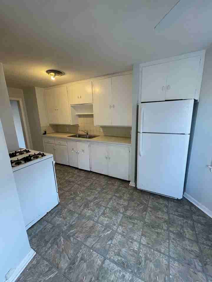 13694 Cedar Rd - Photo 3 of 15