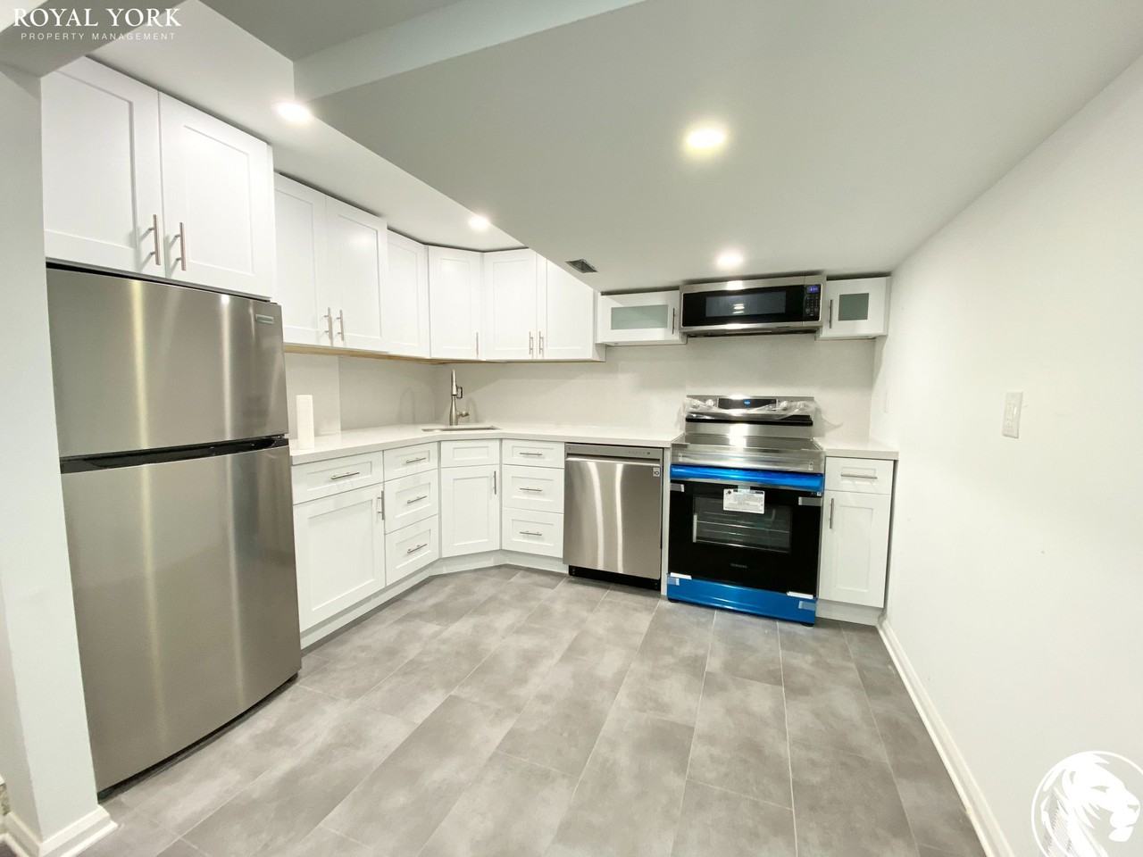 3 Bondhead Pl #2 - Photo 2 of 19