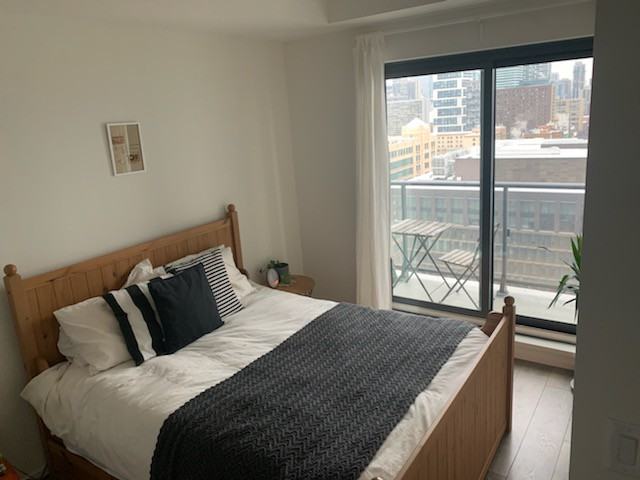 159 Dundas Street East - Photo 4