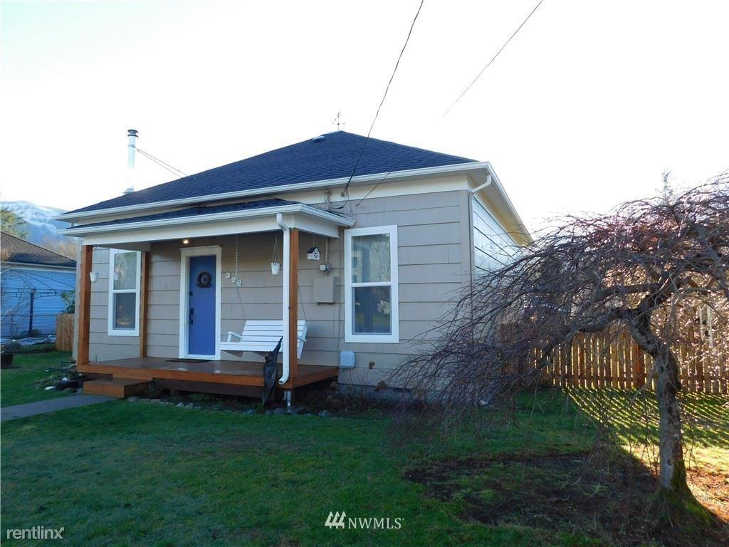 319 Orchard Ave - Photo 2 of 10