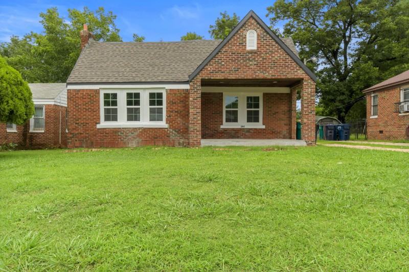 2045 N Nebraska Ave - Photo 4 of 7