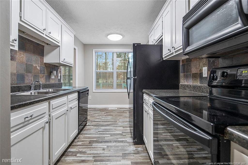 9400 Gooden Dr - Photo 3 of 6