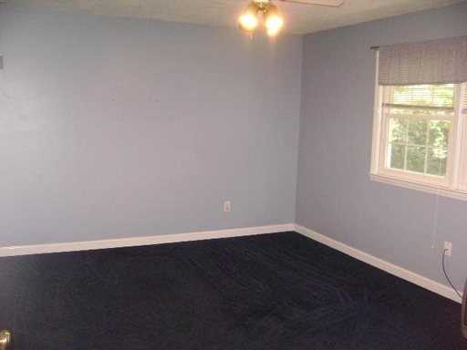 124 Thomas St - Photo 3 of 8