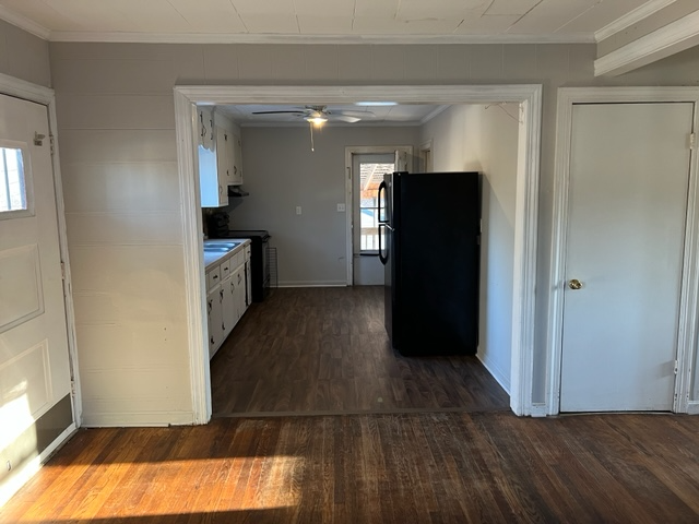 1004 Sunnyside Ave - Photo 2 of 11