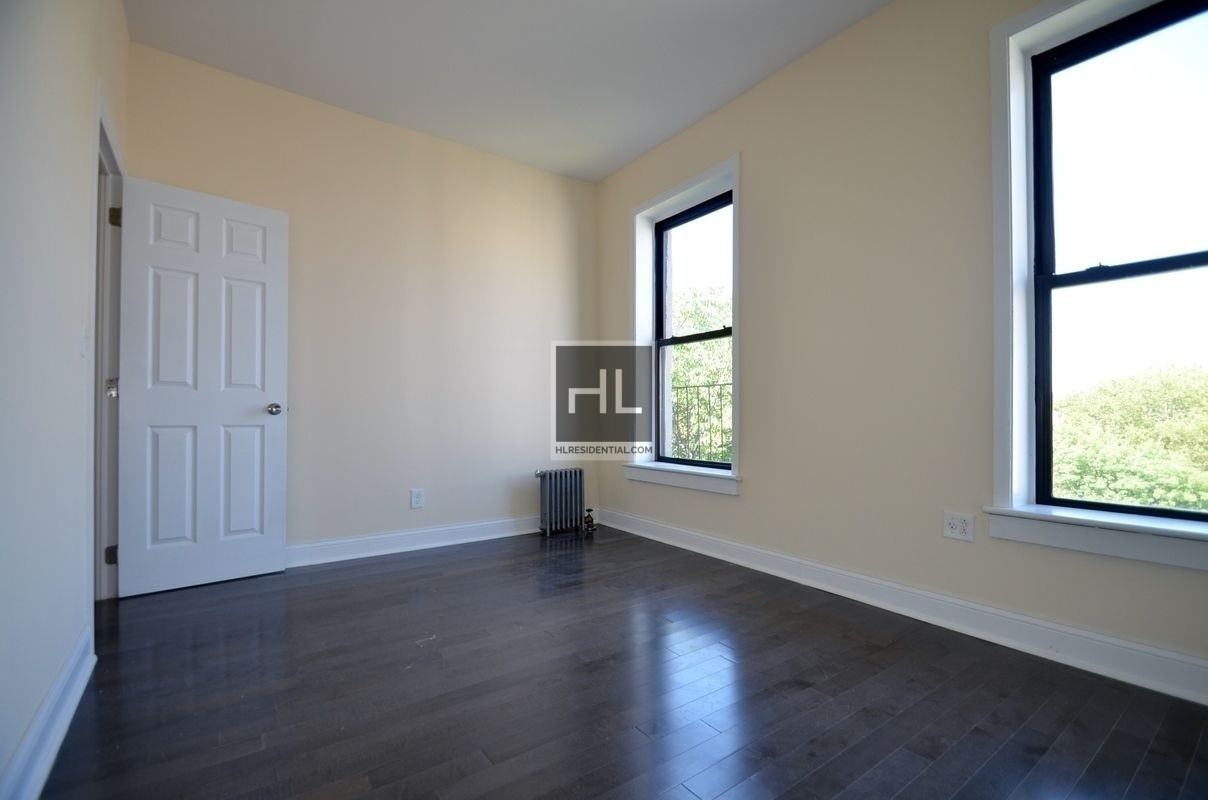 W 150th St #18