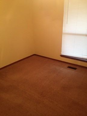 1214 Summerton Pl - Photo 3 of 9