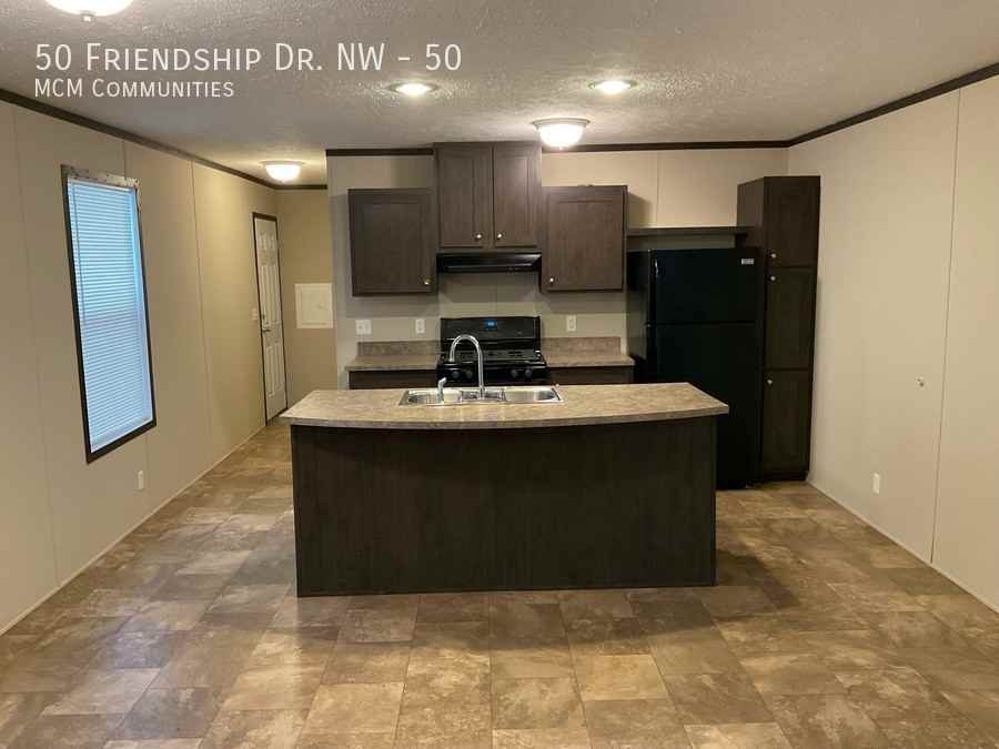 50 Friendship Dr #50 - Photo 3 of 6