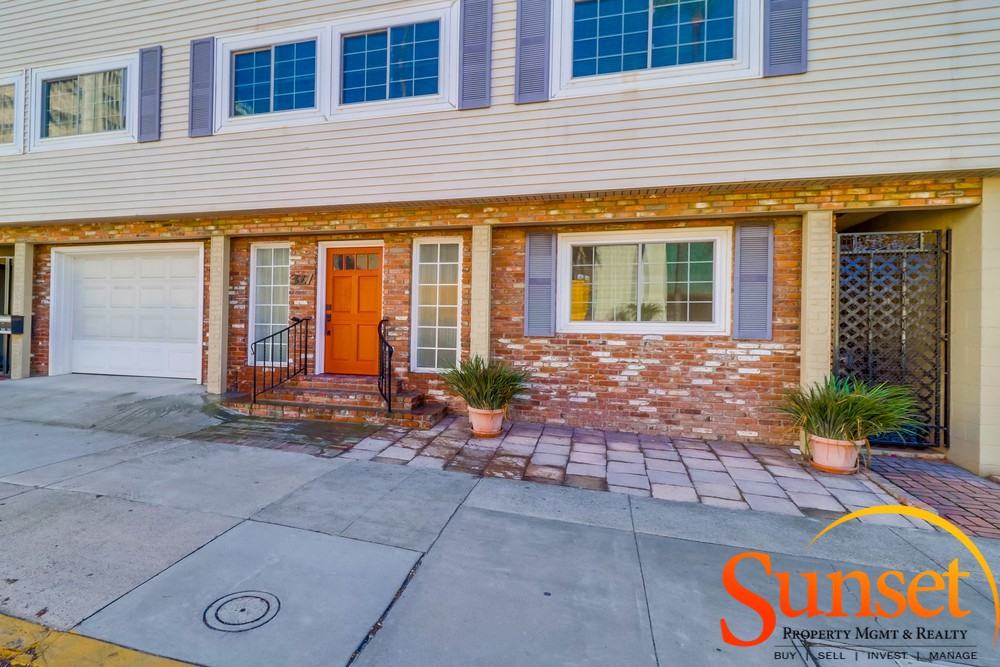 327 Laurel Street - Photo 2 of 26