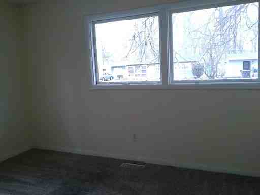 2519 Ormsby St - Photo 3 of 5