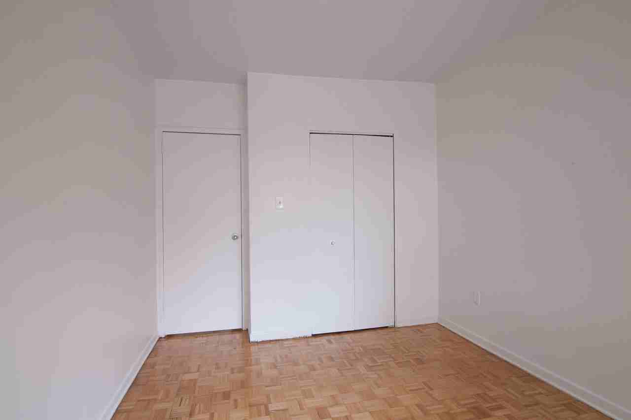 809 Avenue Bloomfield - Photo 3 of 11