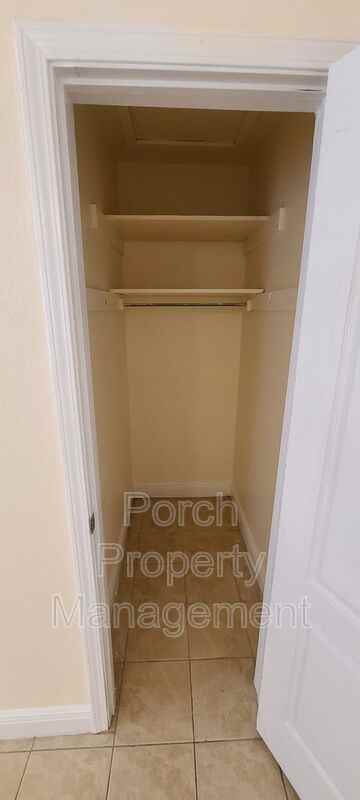 1 Ellis Dr #B - Photo 5 of 8