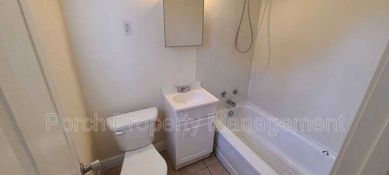 1 Ellis Dr #B - Photo 6 of 8