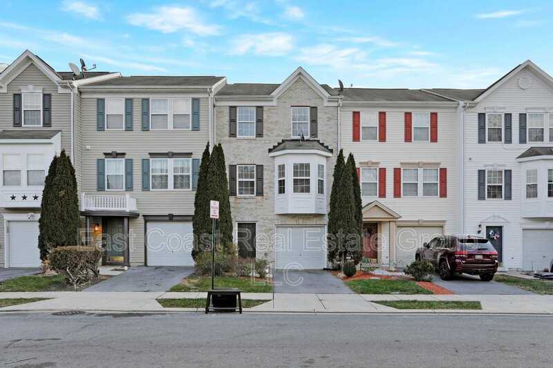 779 Monet Dr - Photo 2 of 45