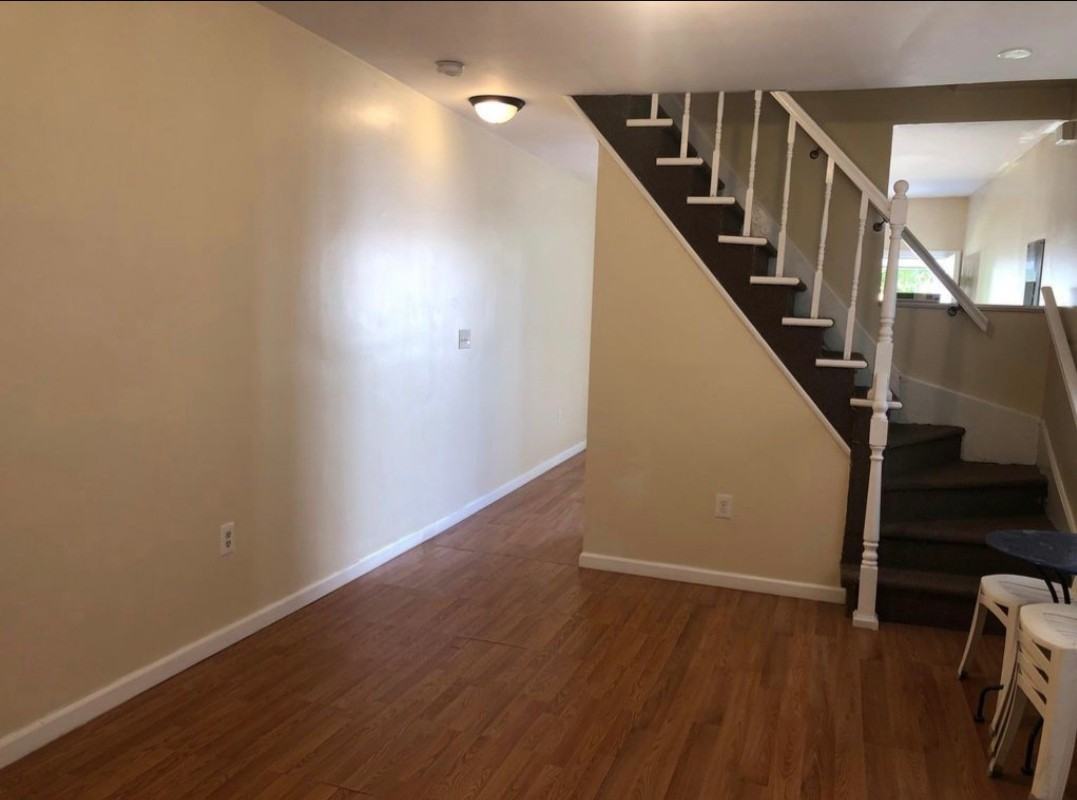 516 N Indiana Ave #518 - Photo 3 of 12