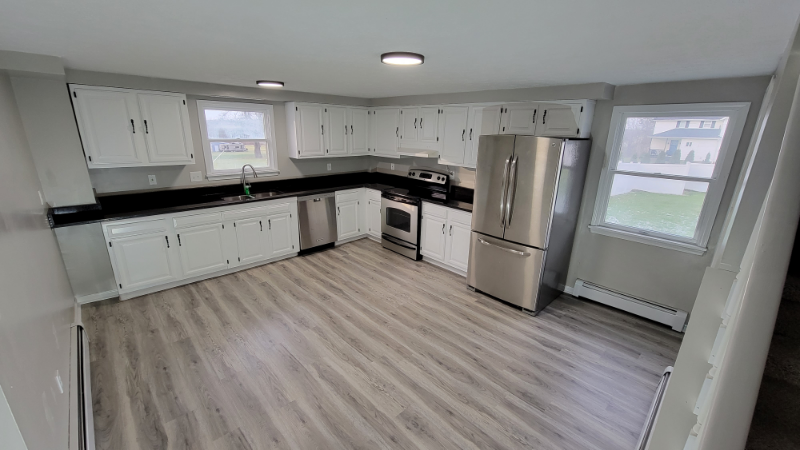 1551 Remsen Rd - Photo 2 of 25