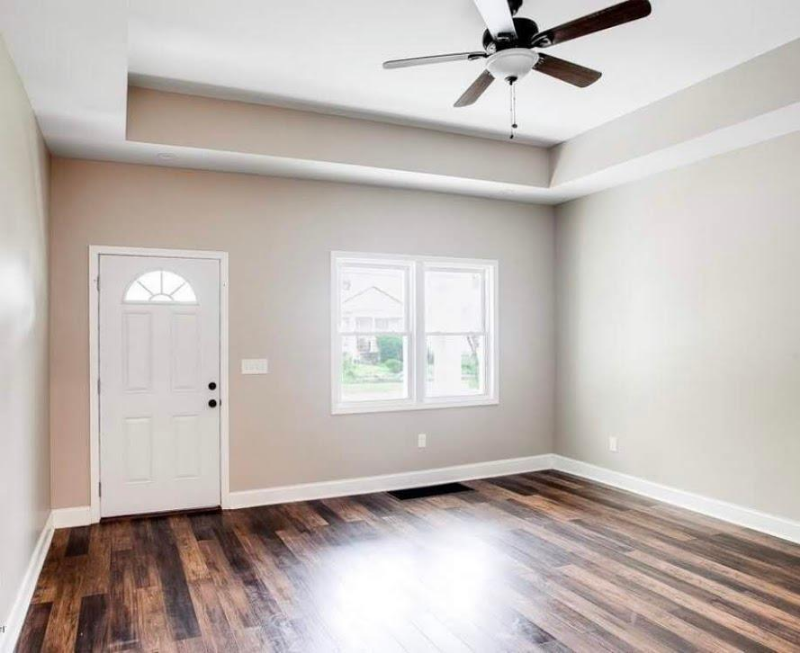 609 E Burnett Ave - Photo 3 of 22