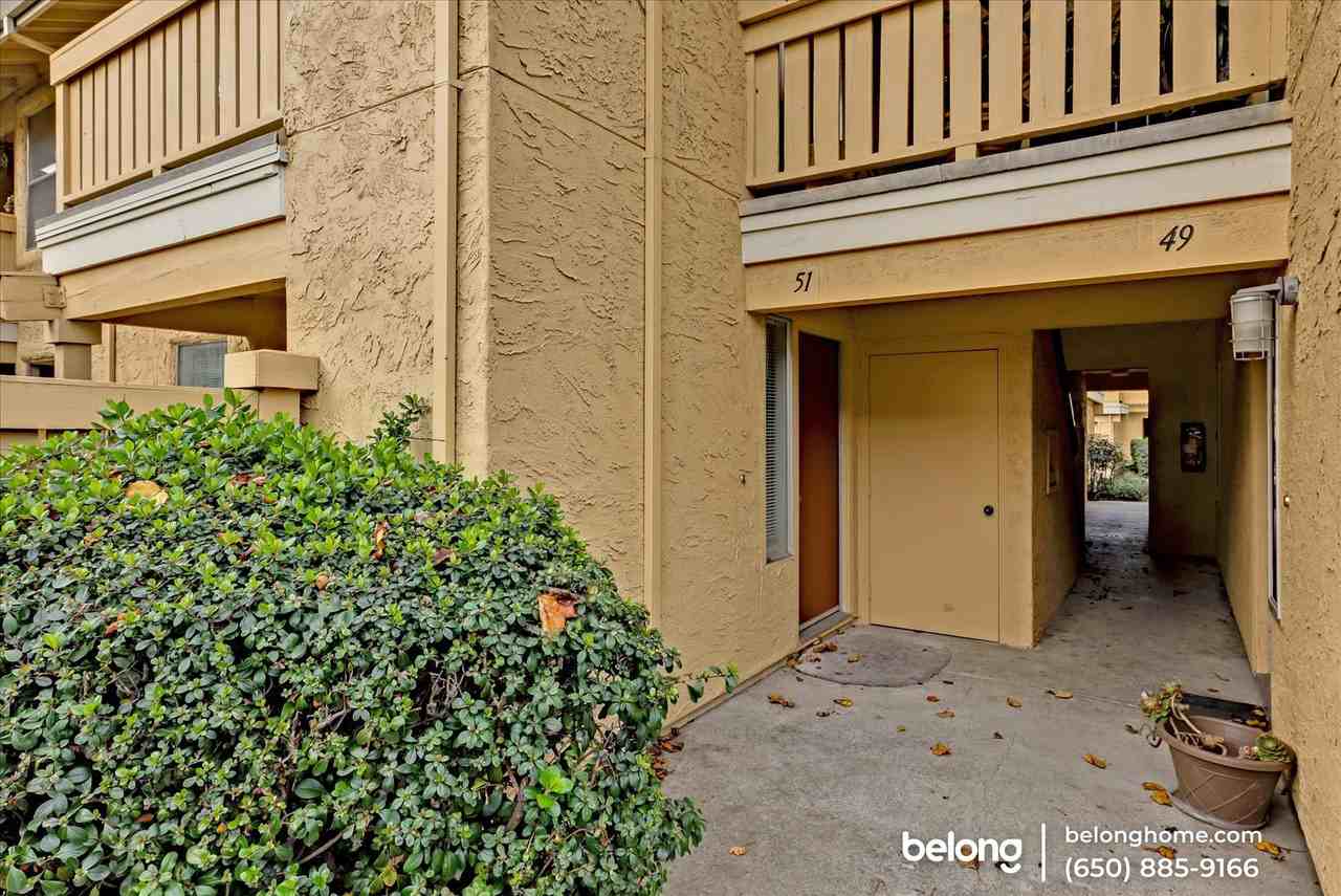 51 Las Moradas Circle - Photo 2 of 39