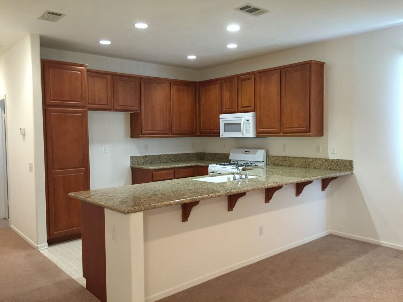 501 Palm Ave - Photo 2 of 8