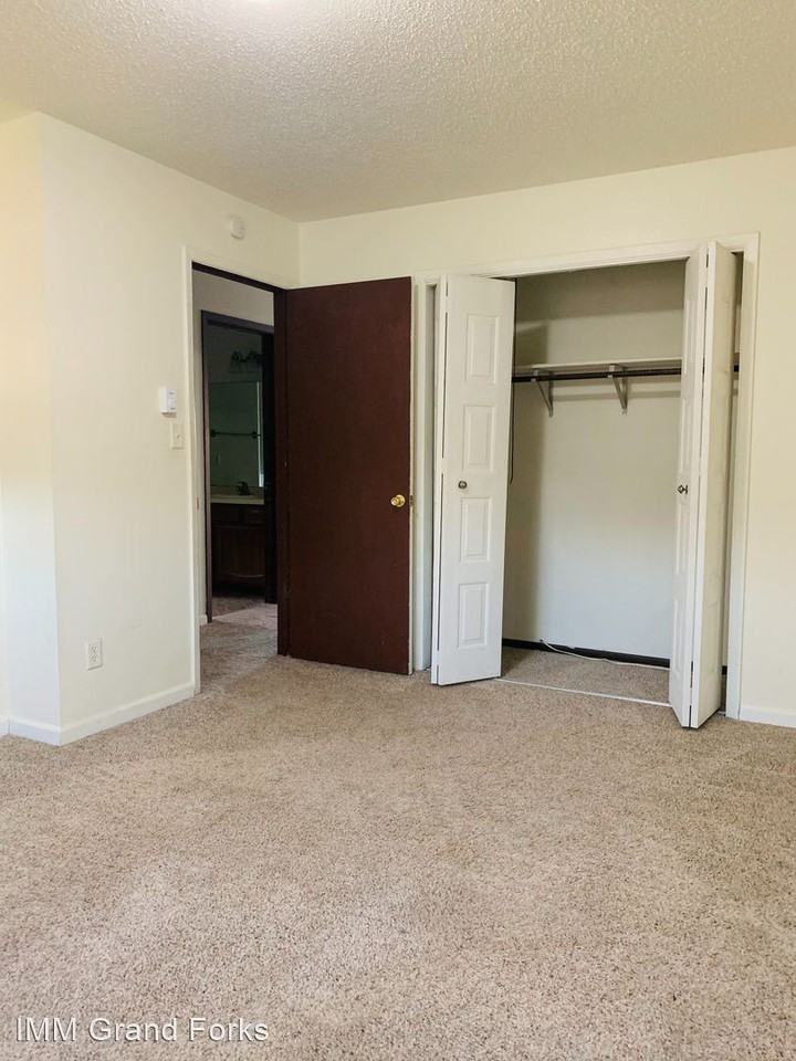 732 Great Plains Ct - Photo 2 of 8