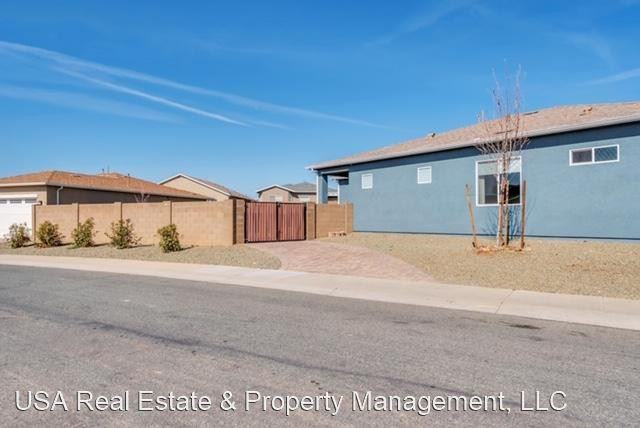 765 N Soto St - Photo 2 of 21