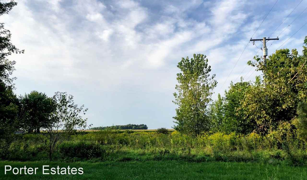 521 N Tucker St - Photo 2 of 11