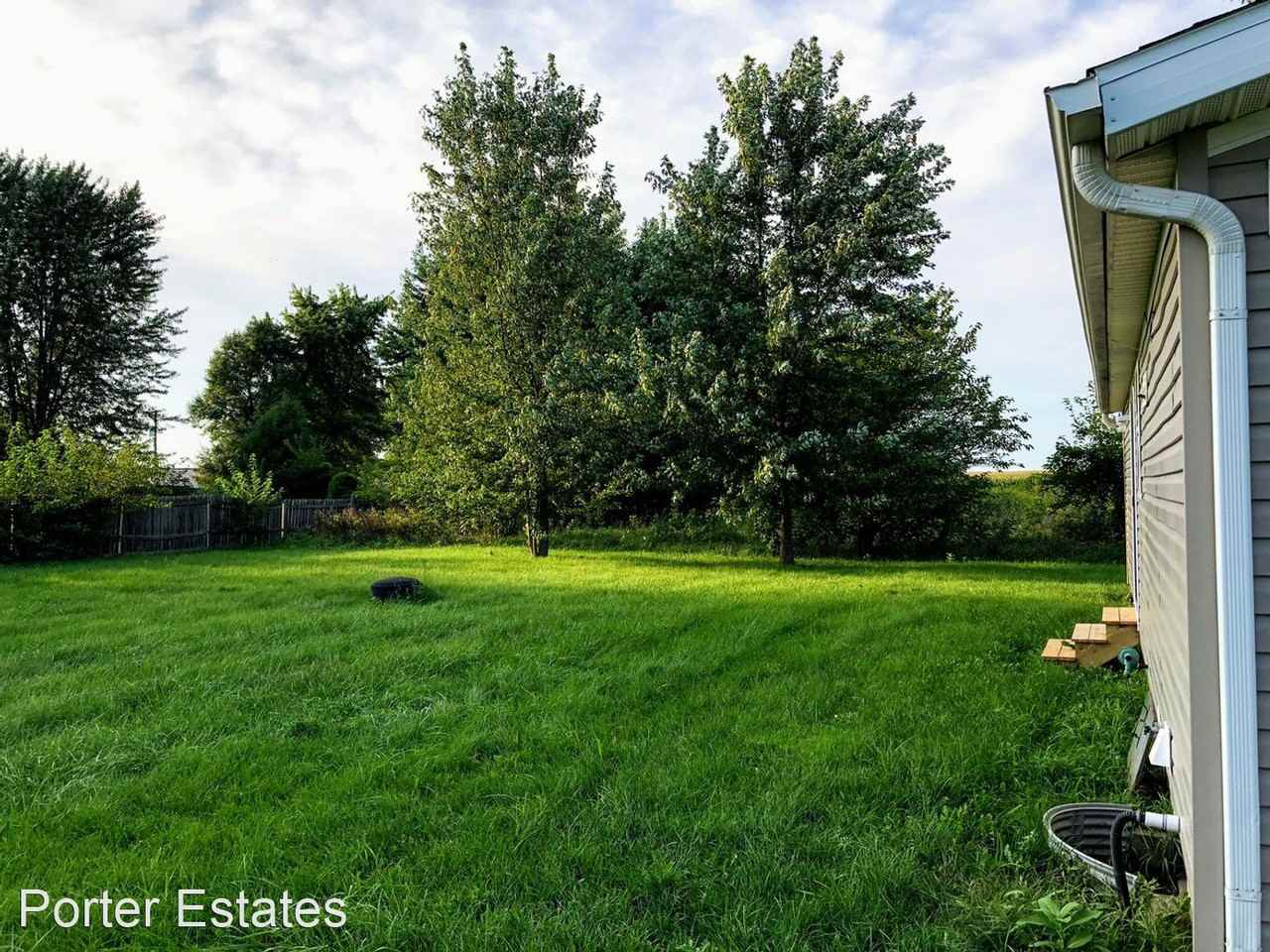 521 N Tucker St - Photo 3 of 11