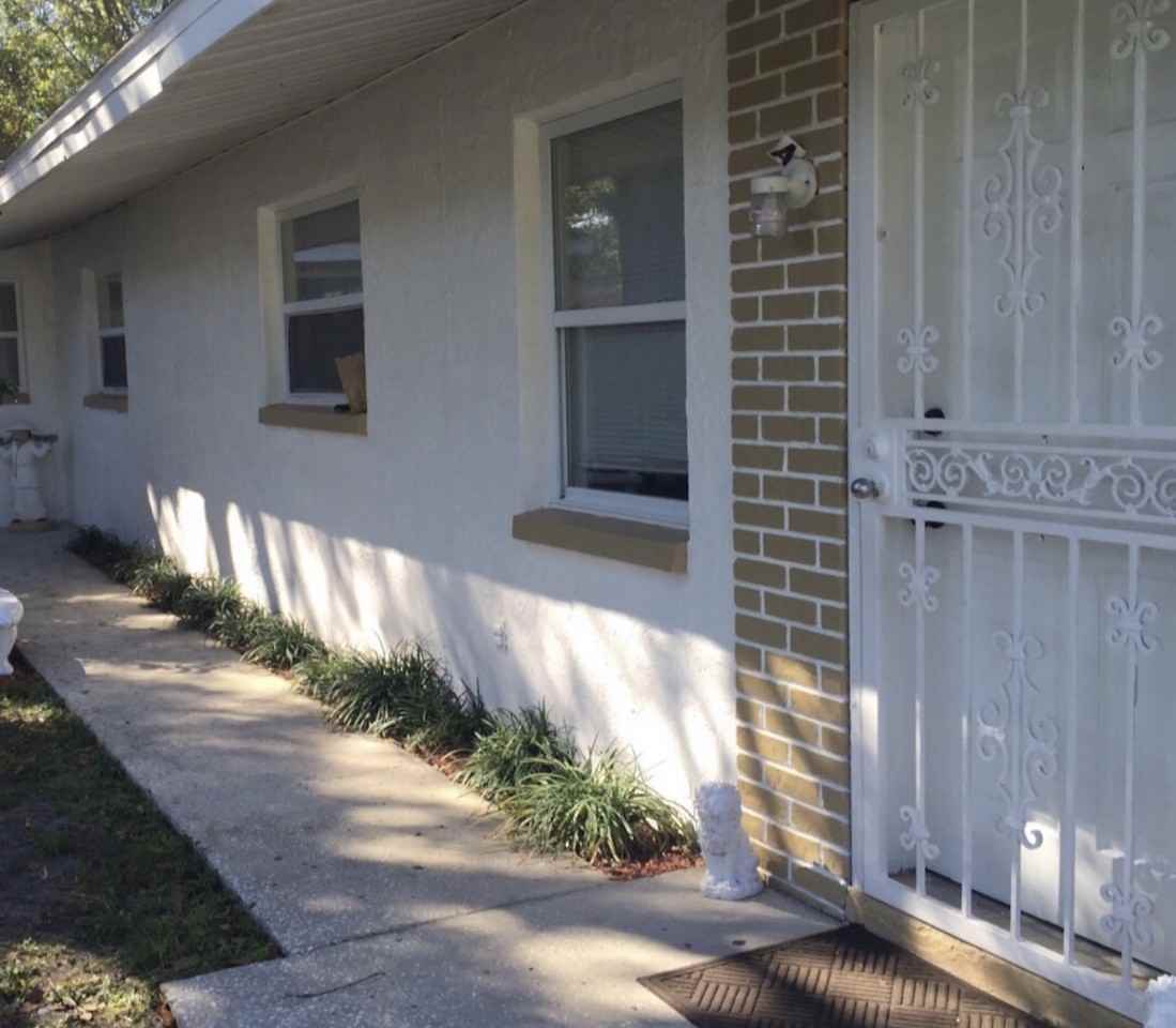 3004 Oaklawn Ave #A - Photo 3 of 24