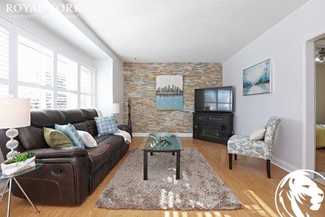 40 Horfield Ave - Photo 3 of 21