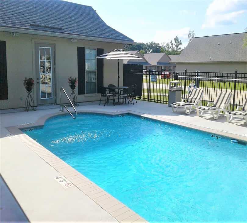 Tangi Lakes Townhomes Apartments 17597 Tangi Lake Dr, Hammond, LA