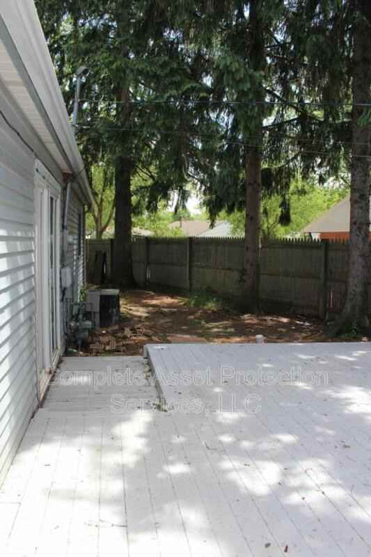 1551 E 33rd Ave - Photo 2 of 14