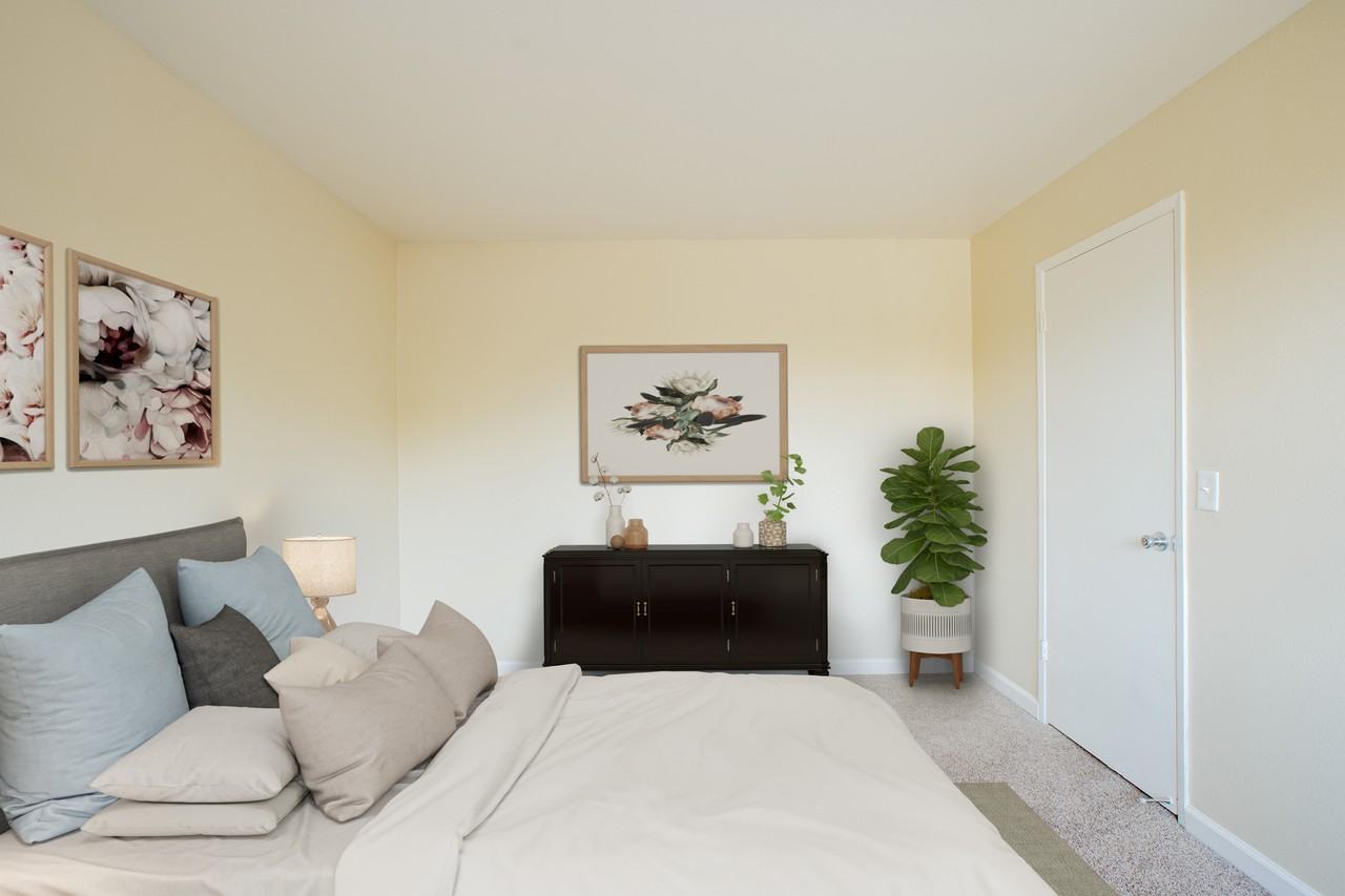 Oak Park - Photo 3 of 58