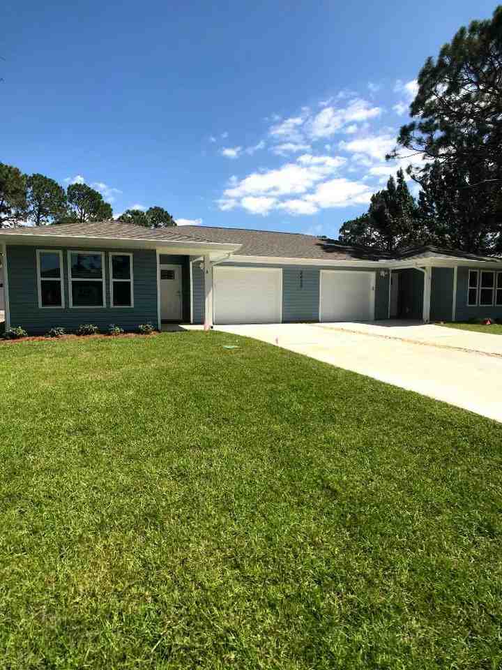 2512 Shady Oak Court #A - Photo 2 of 25