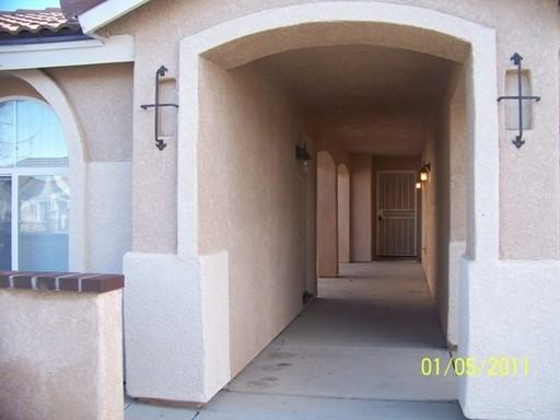 2418 Divide Way - Photo 2 of 12